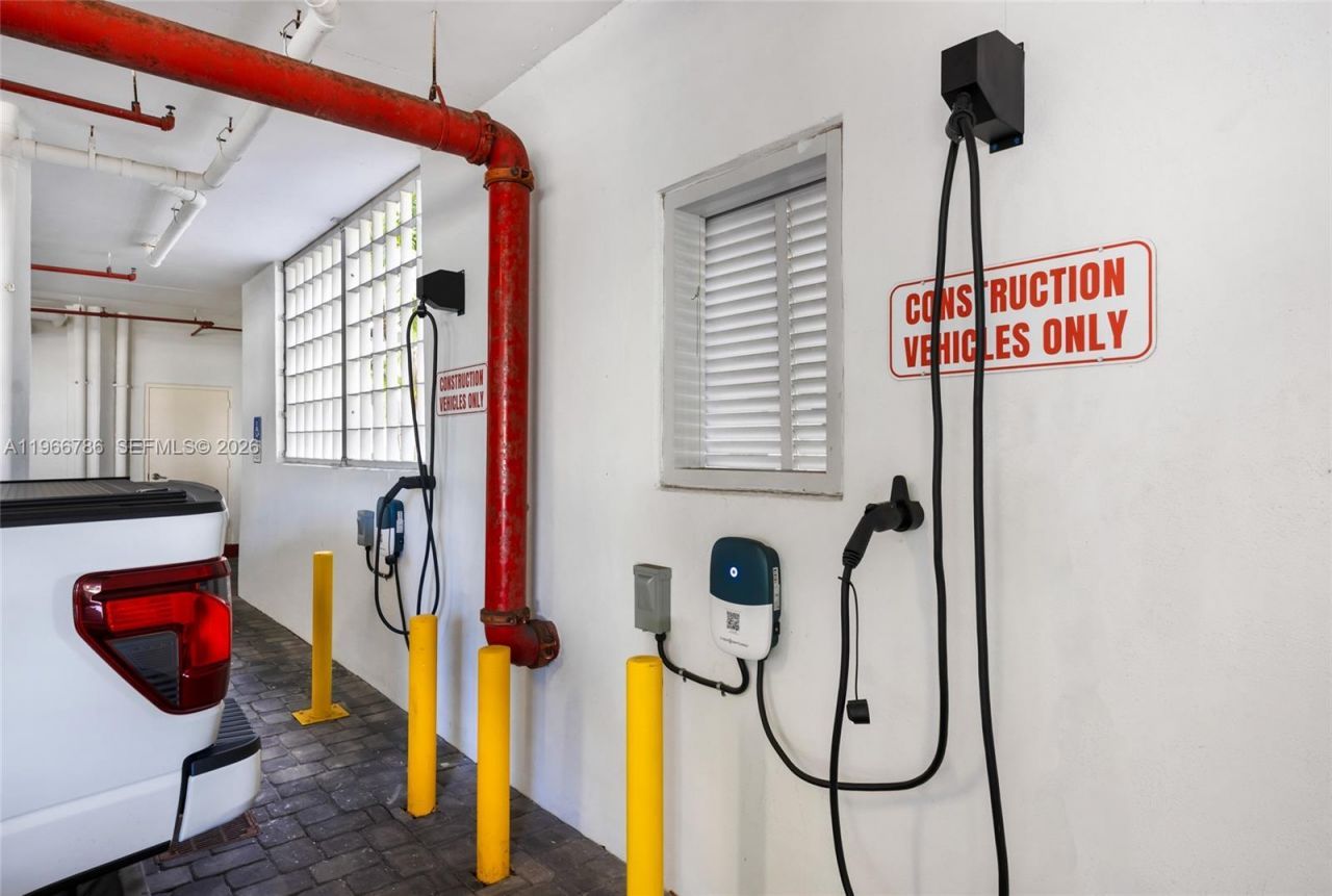 3030 NE 188th St , Unit 602, Aventura, FL 33180 Photo