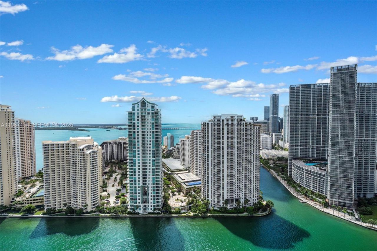 325 S Biscayne Blvd, Unit 4115, Miami, FL 33131 Photo