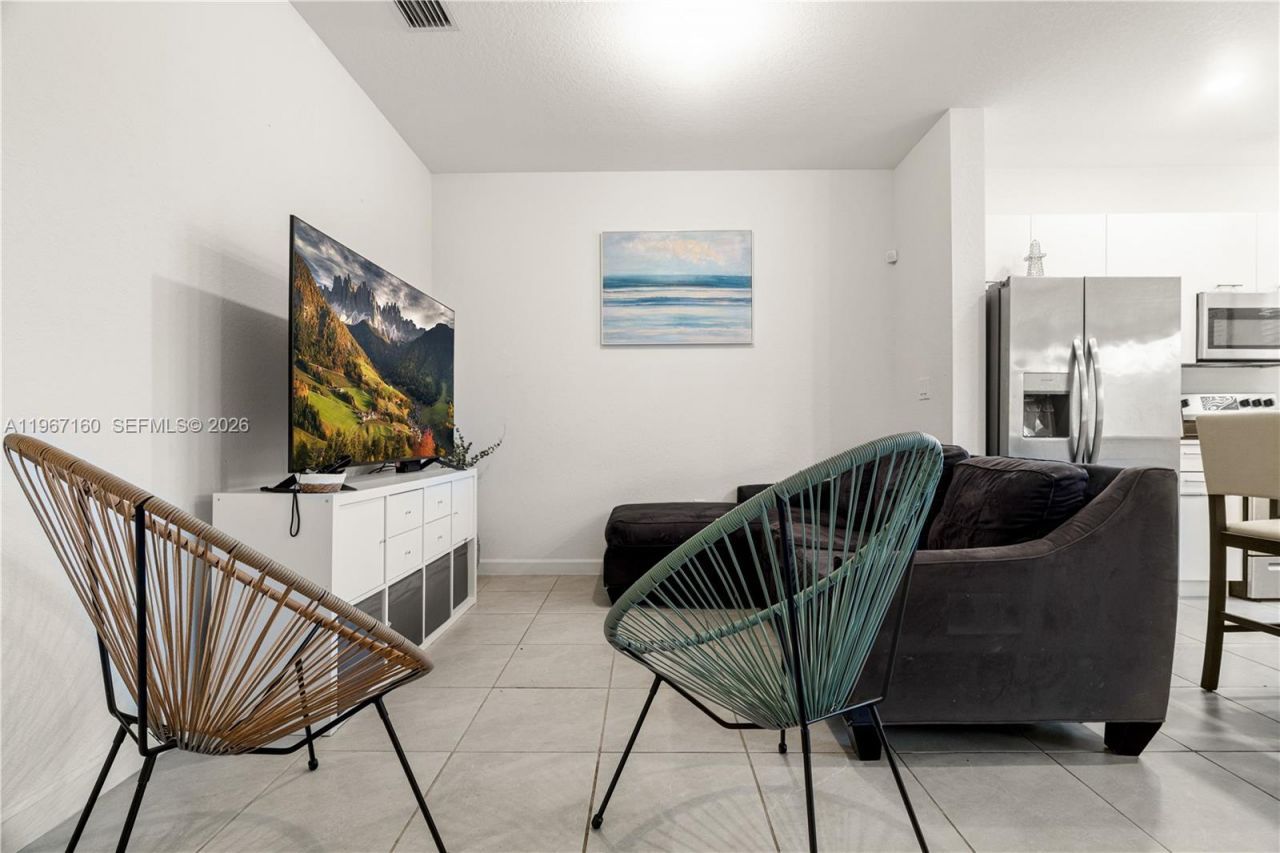 12121 NW 23rd Ct , Miami, FL 33167 Photo