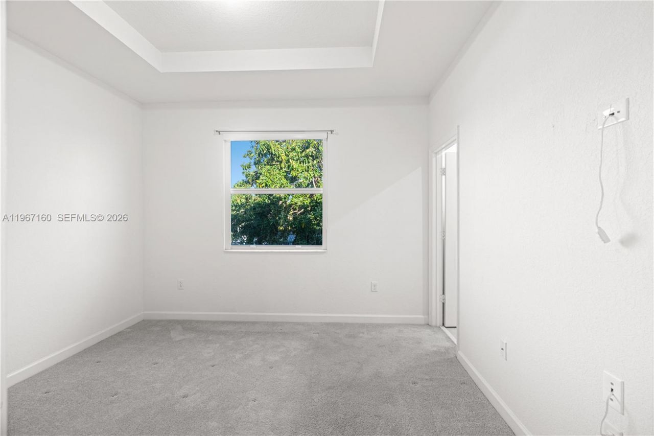12121 NW 23rd Ct, Miami, FL 33167 Photo