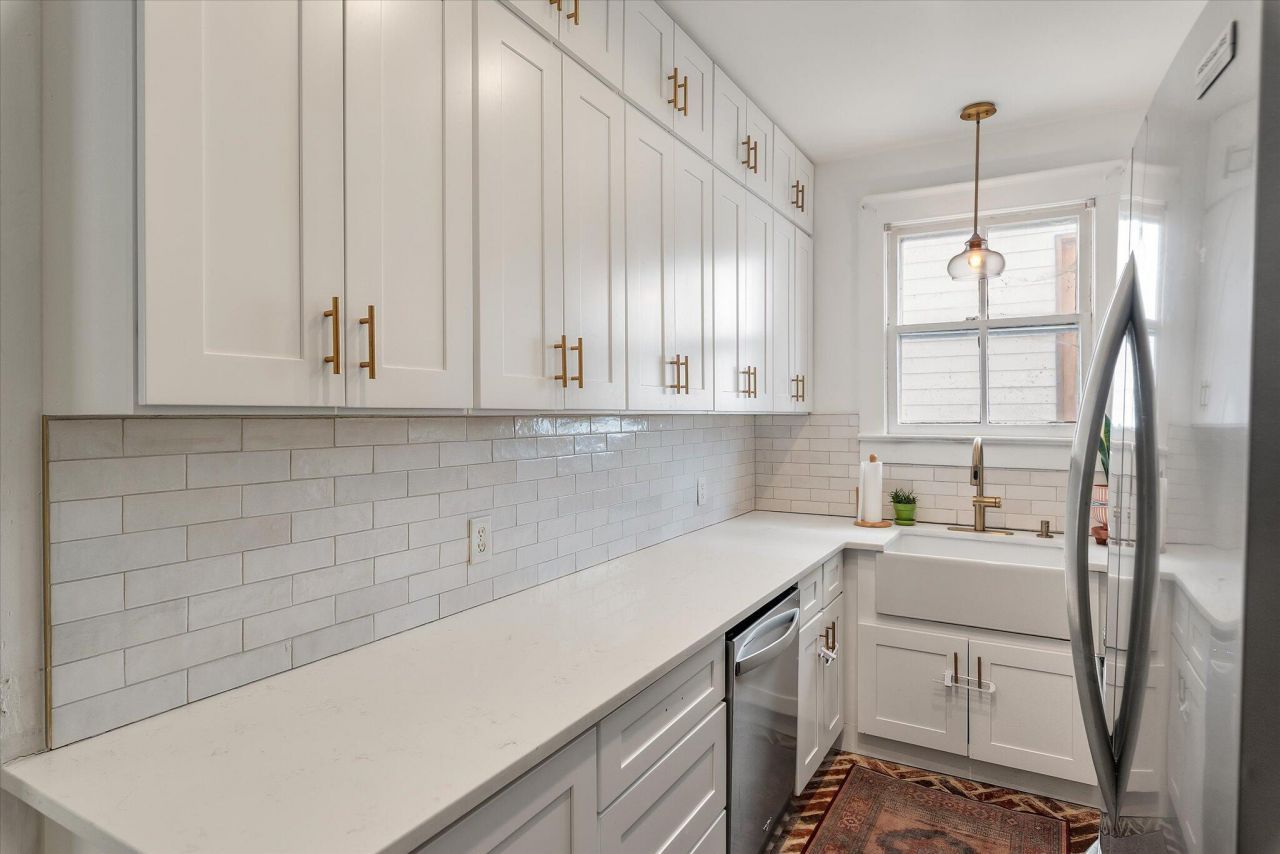 26 Gordon Street Photo 11