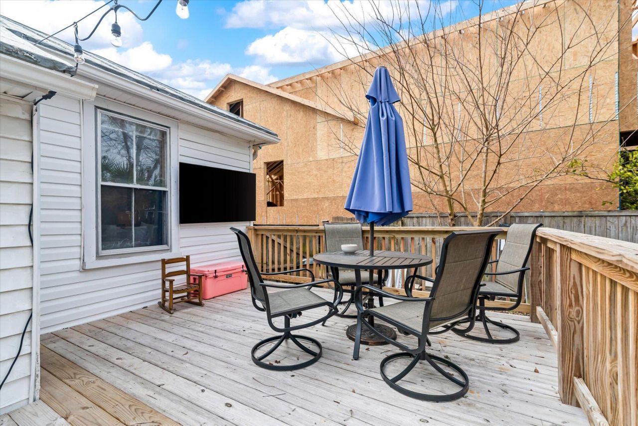 26 Gordon Street Photo 22