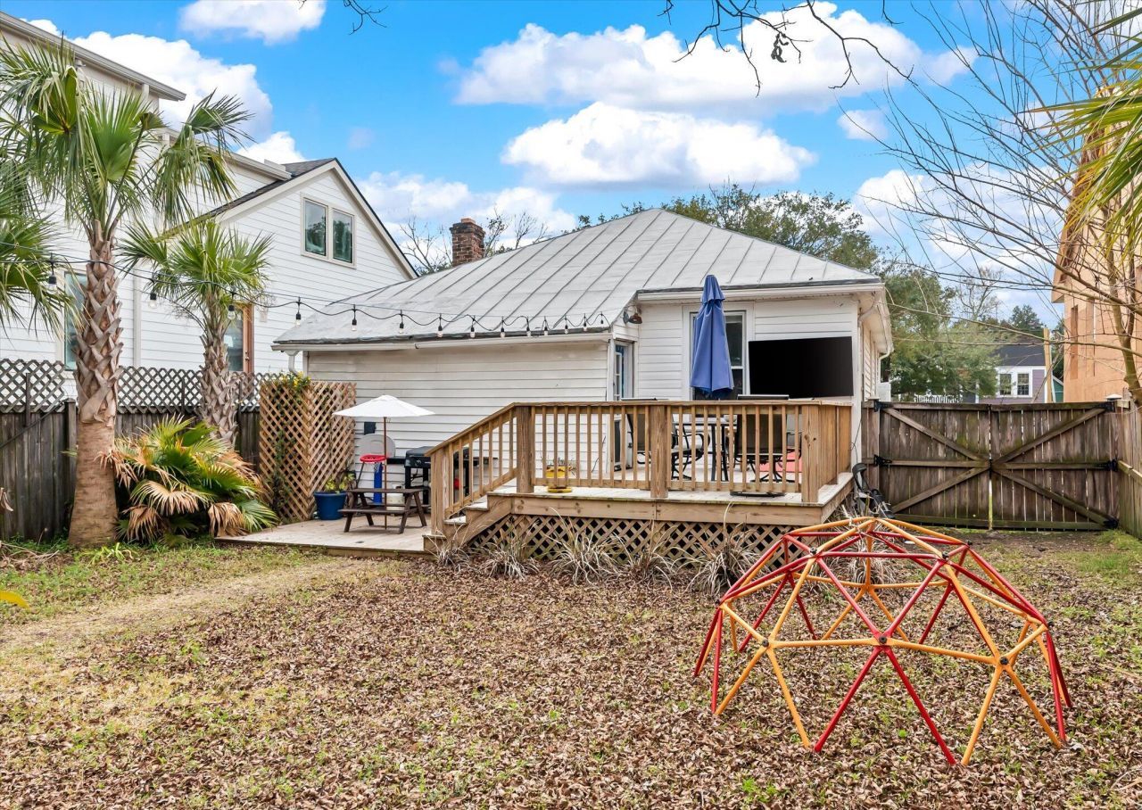 26 Gordon Street Photo 24