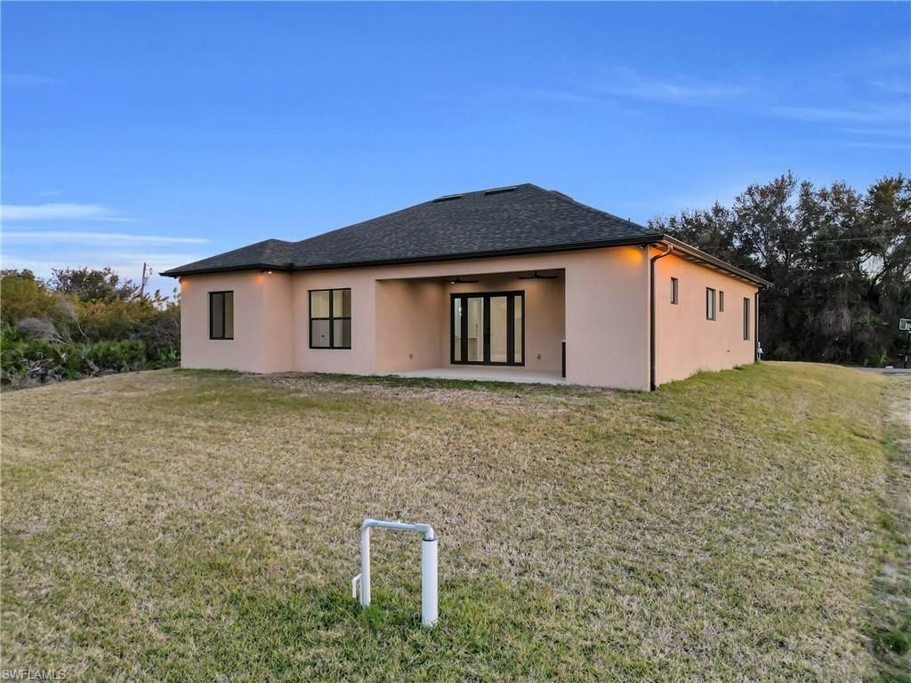 2506 73rd St W, Lehigh Acres, FL 33971 Photo