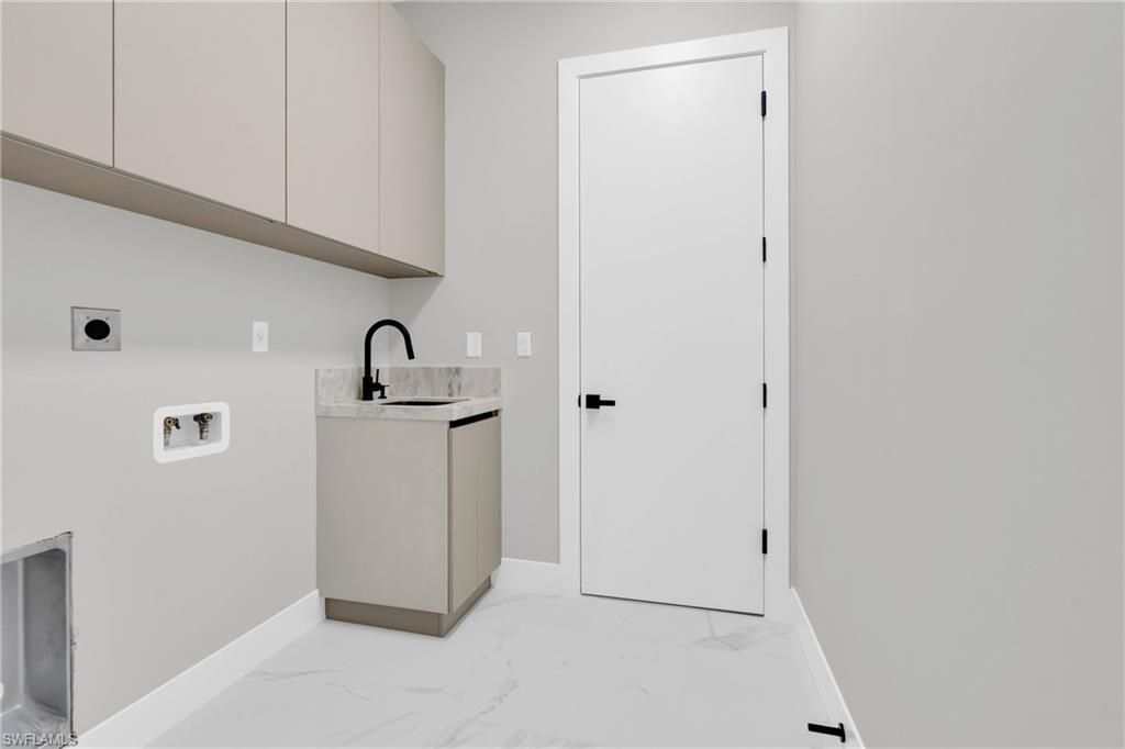 2506 73rd St W, Lehigh Acres, FL 33971 Photo