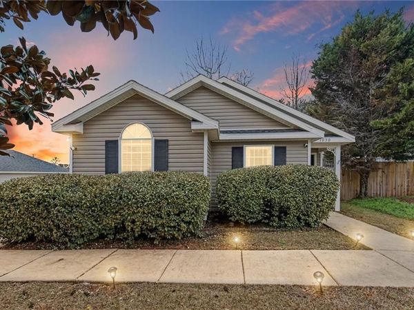 1030 Hamilton Bridges Drive E, Mobile, AL 36695