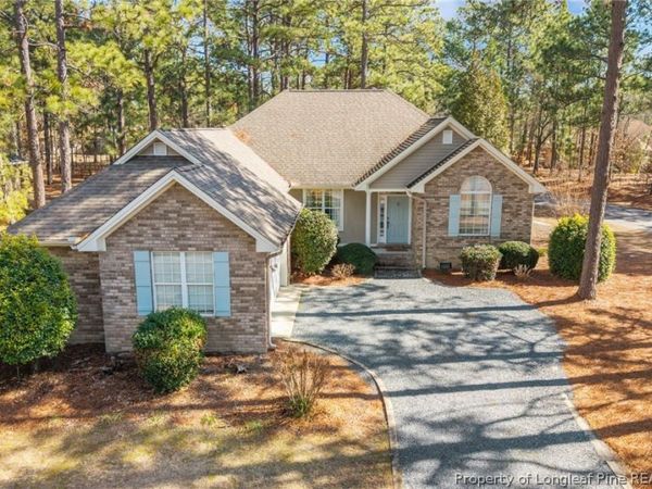 104 Wilderness Court, West End, NC 28326