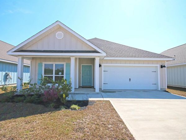 5788 Danbury Blvd, Pace, FL 32571