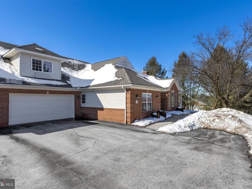 3291 Shellers Bend, Unit 718, State College, PA 16801 Main Photo