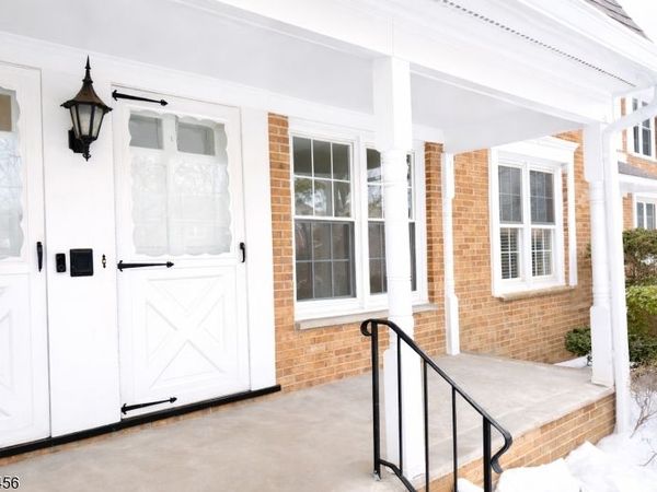 11 BRIARWOOD PATH, Clark, NJ 07066