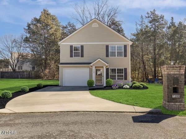 7200 Ponds Inlet Lane, Powell, TN 37849