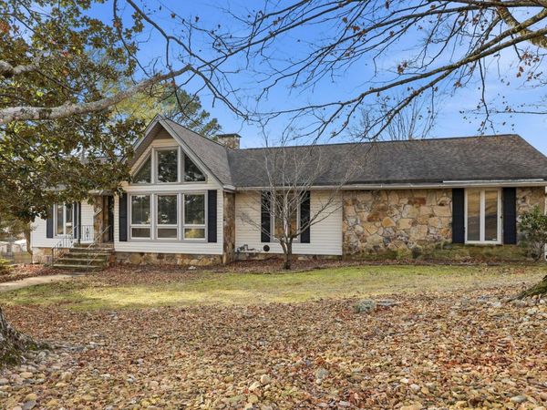 4002 Bow Street NE, Cleveland, TN 37312