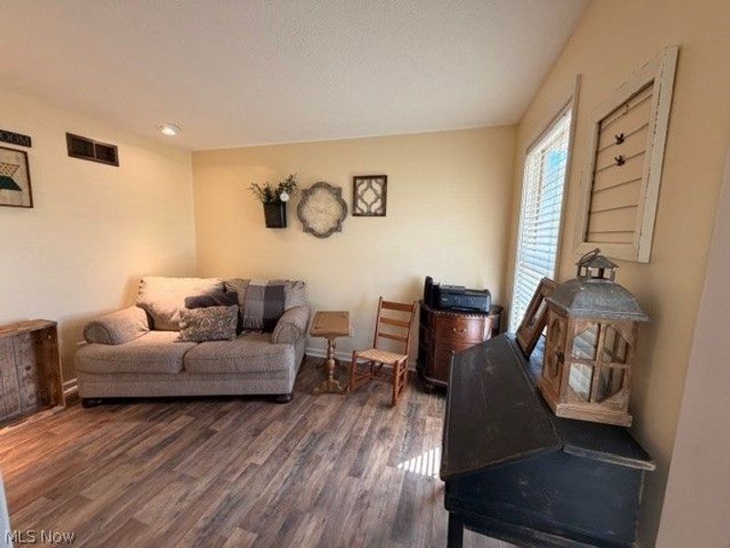 680 Willow Dale Street NW, Bolivar, OH 44612 Photo 6