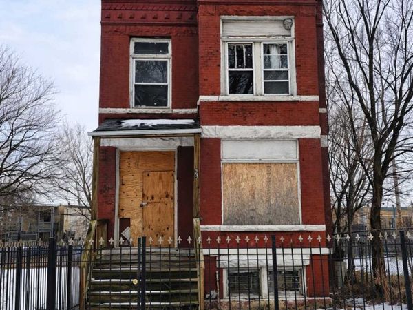523 N Sawyer Avenue, Chicago, IL 60624