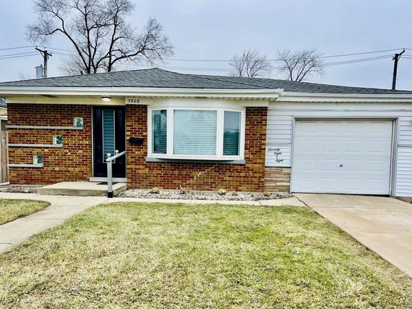 7808 Central Avenue, Burbank, IL 60459
