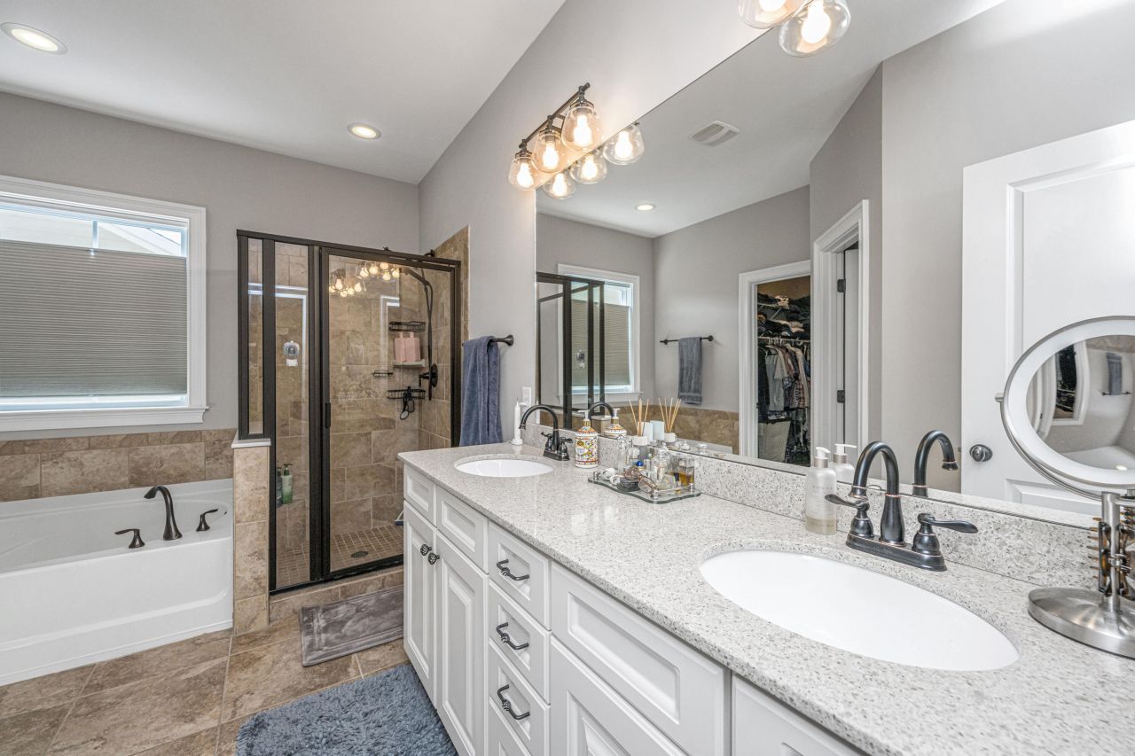 1477 Croaton Crsg Photo 26