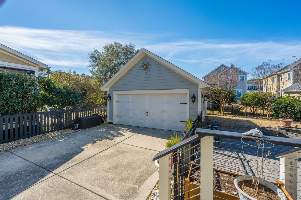 1477 Croaton Crsg Photo 41