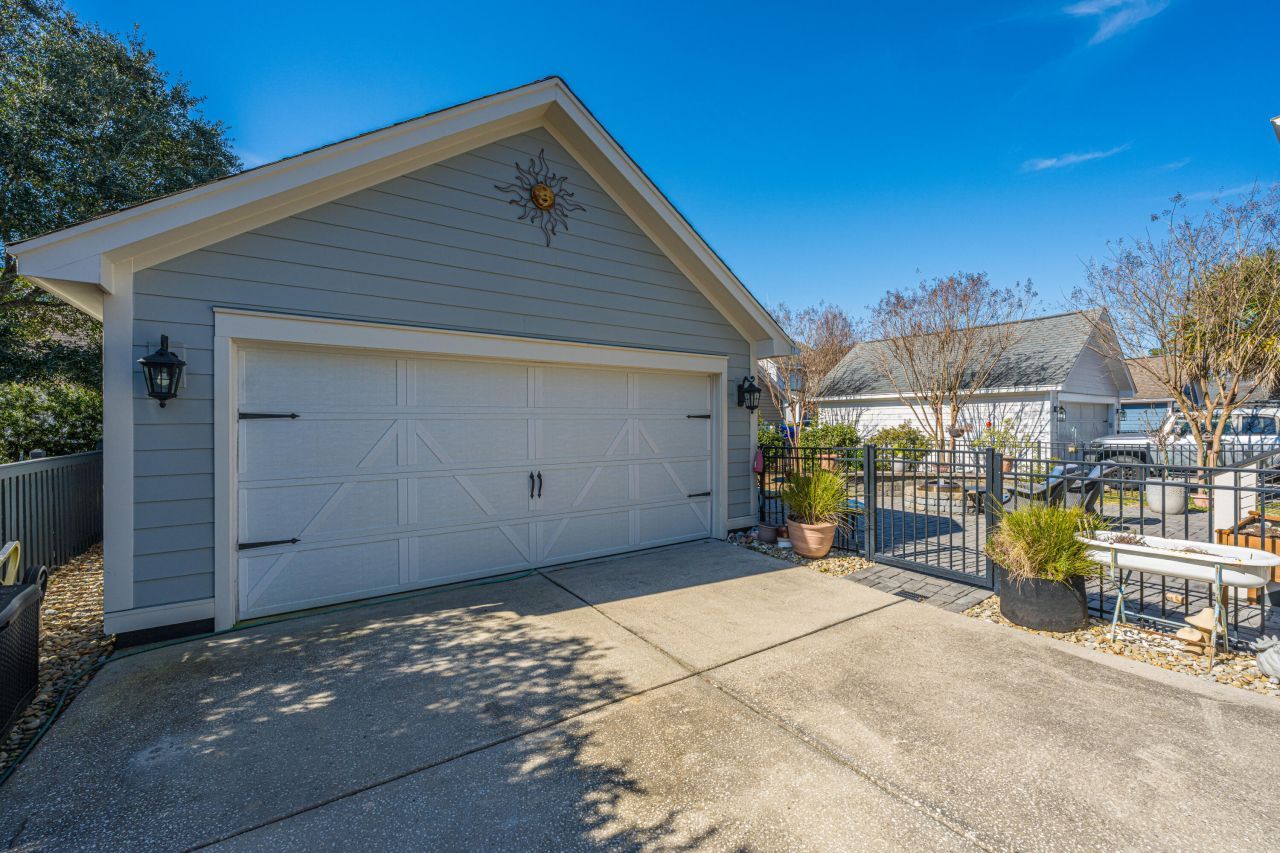 1477 Croaton Crsg Photo 42