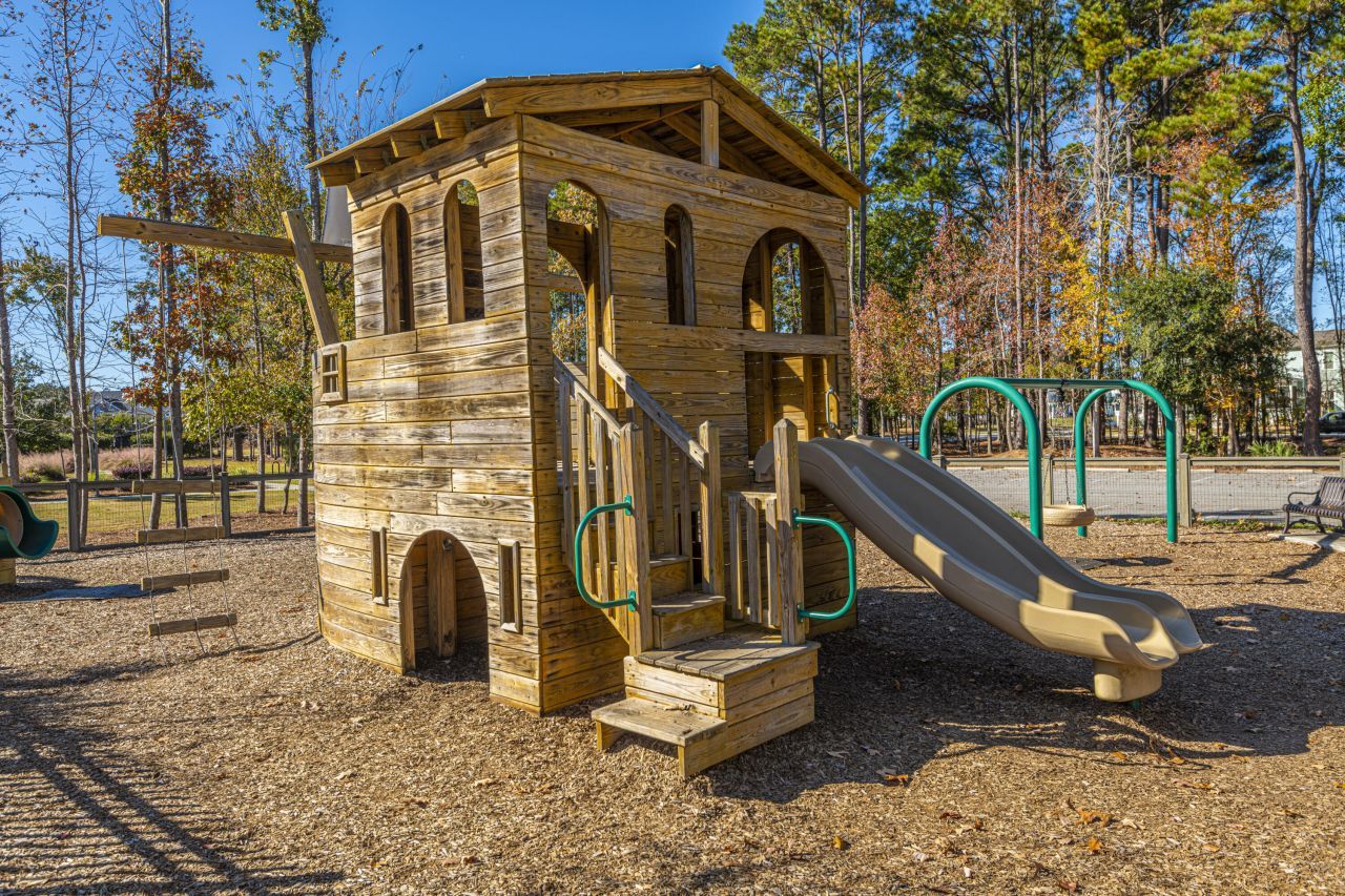 1477 Croaton Crsg Photo 62