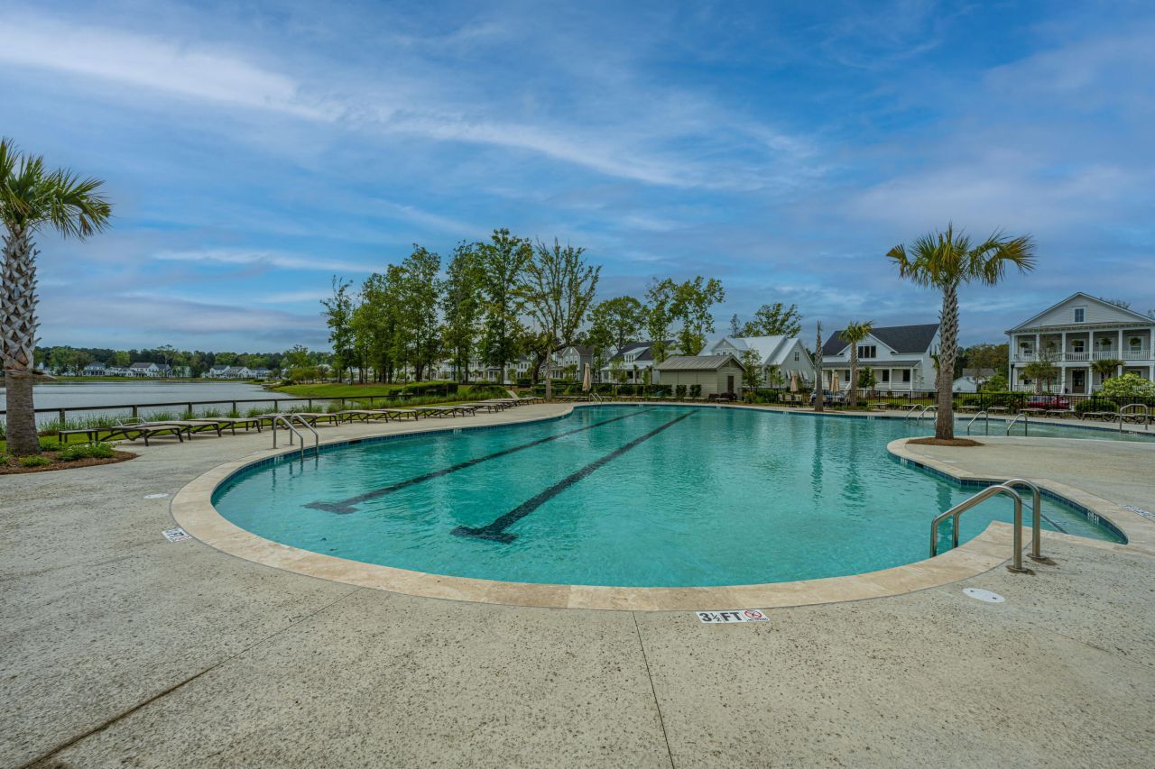 1477 Croaton Crsg Photo 79