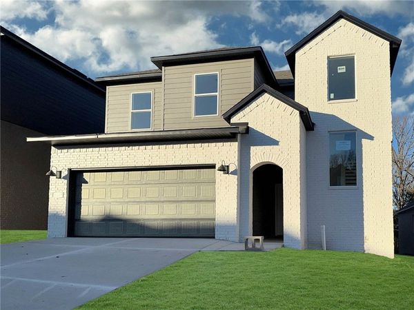 1834 E Fiji Street , Fayetteville, AR 72701