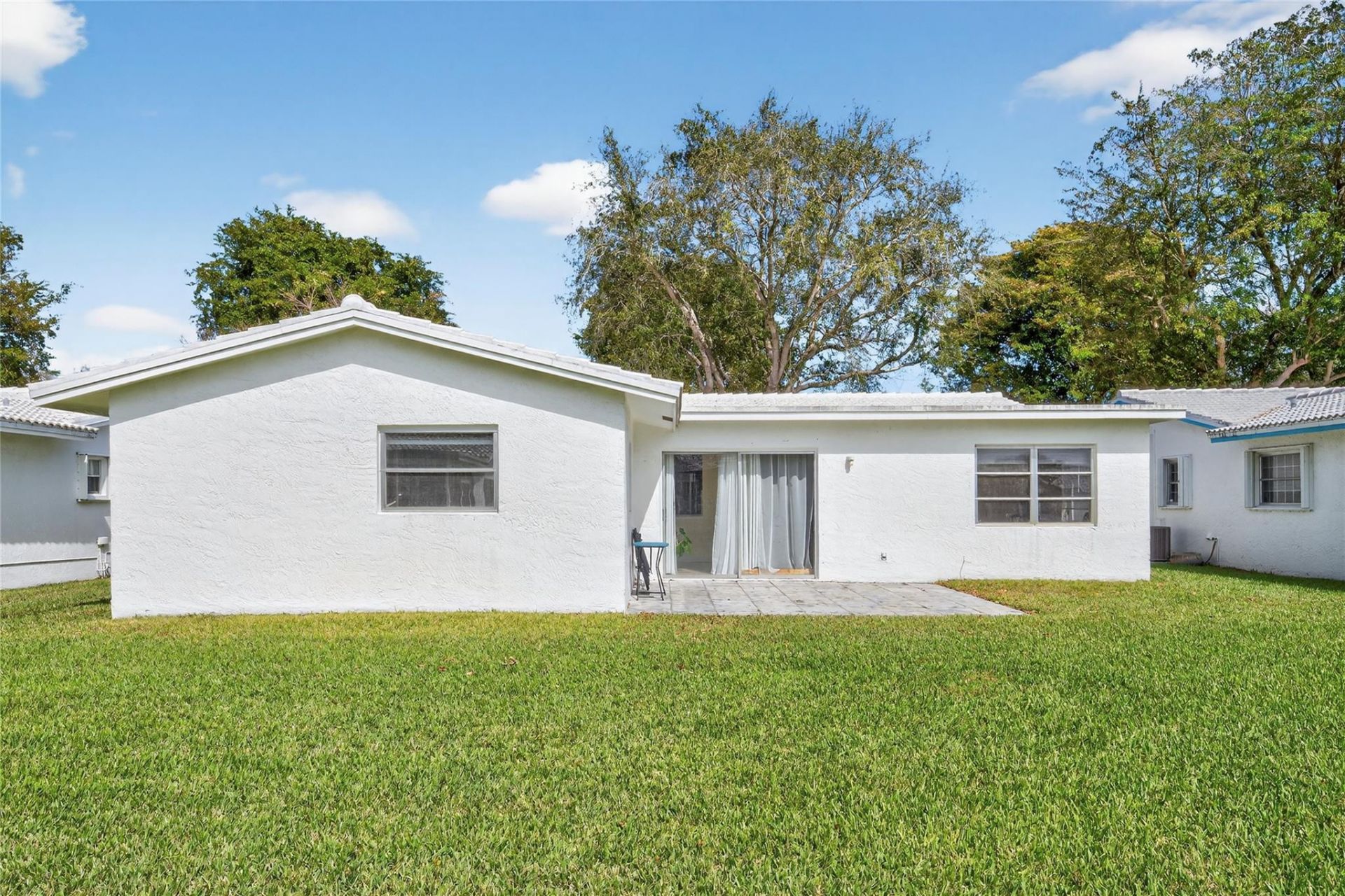 8950 NW 13th Street, Plantation, FL 33322 Photo