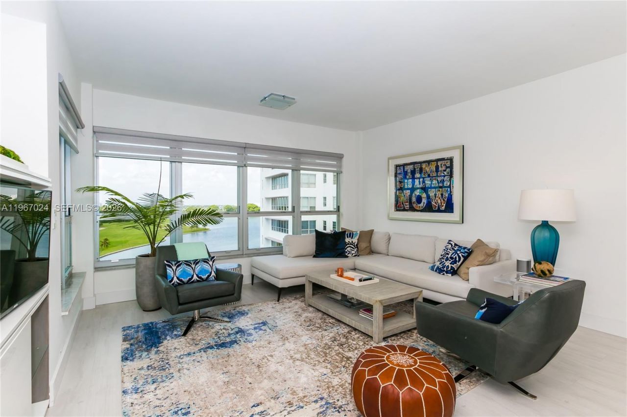 9100 W Bay Harbor Dr, Unit 9C, Bay Harbor Islands, FL 33154 Photo