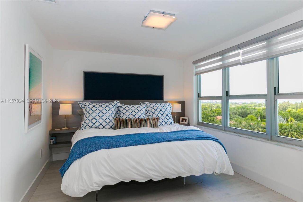 9100 W Bay Harbor Dr, Unit 9C, Bay Harbor Islands, FL 33154 Photo