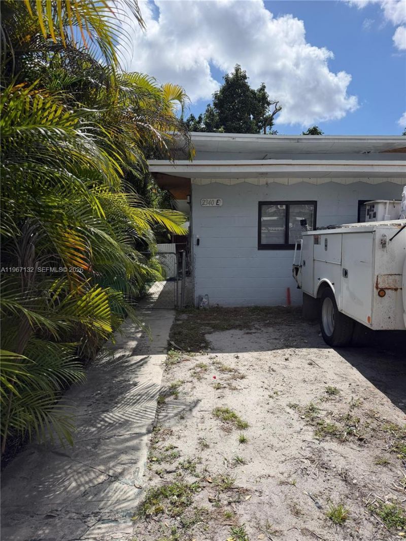2340 NW 81st St , Unit 1, Miami, FL 33147 Photo
