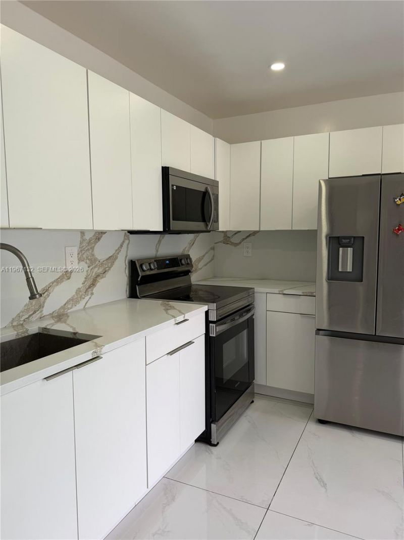 2340 NW 81st St , Unit 1, Miami, FL 33147 Photo
