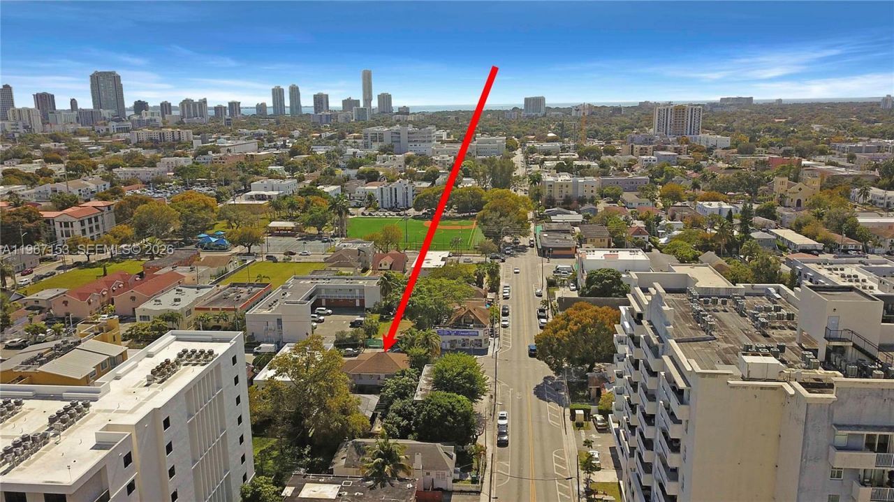 767 SW 2nd St , Miami, FL 33130 Photo