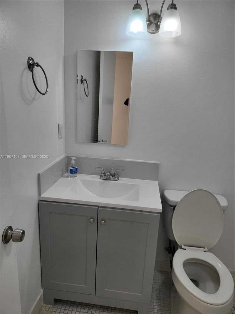 14611 N Kendall Dr, Unit 403L, Miami, FL 33186 Photo