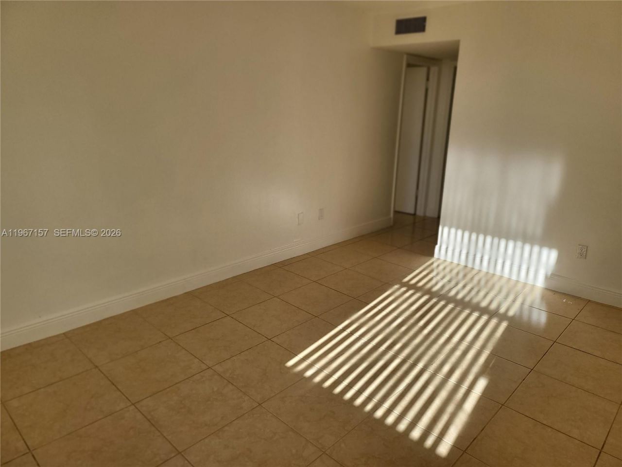 14611 N Kendall Dr, Unit 403L, Miami, FL 33186 Photo