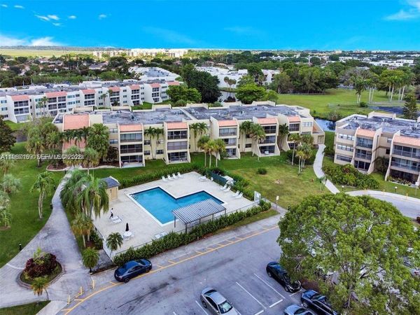 230 Lakeview Dr, Unit 107, Weston, FL 33326
