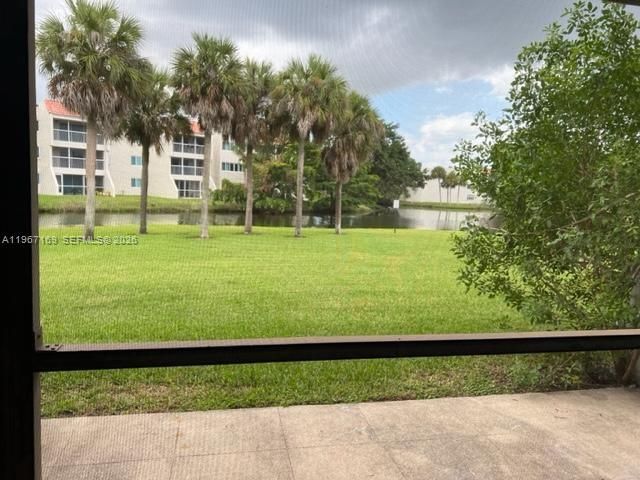 230 Lakeview Dr, Unit 107, Weston, FL 33326 Photo