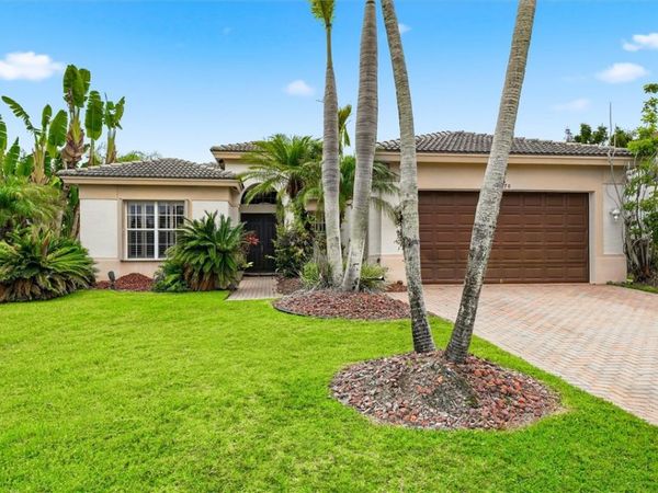 970 Amethyst Drive SW, Vero Beach, FL 32968