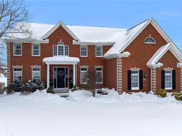 5677 Glen Brook Court, Clarence Center, NY 14032