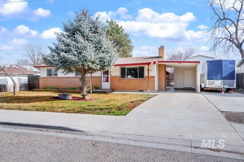 1304 S Holly Street, Nampa, ID 83686 Main Photo