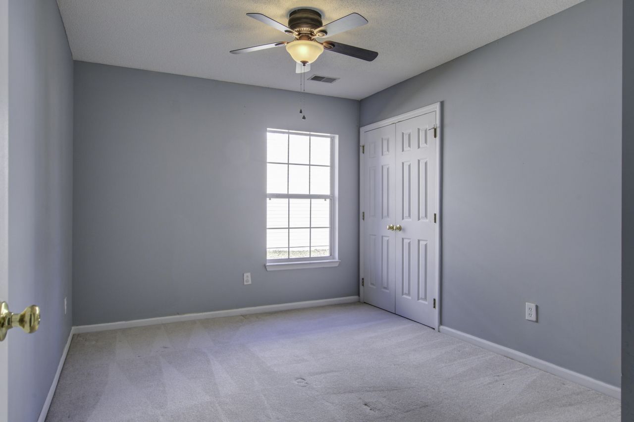 8637 Chloe Lane Photo 13