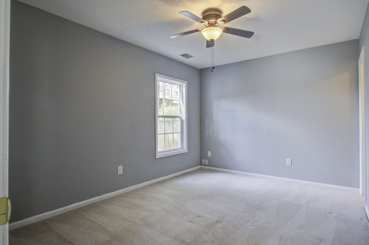 8637 Chloe Lane Photo 16