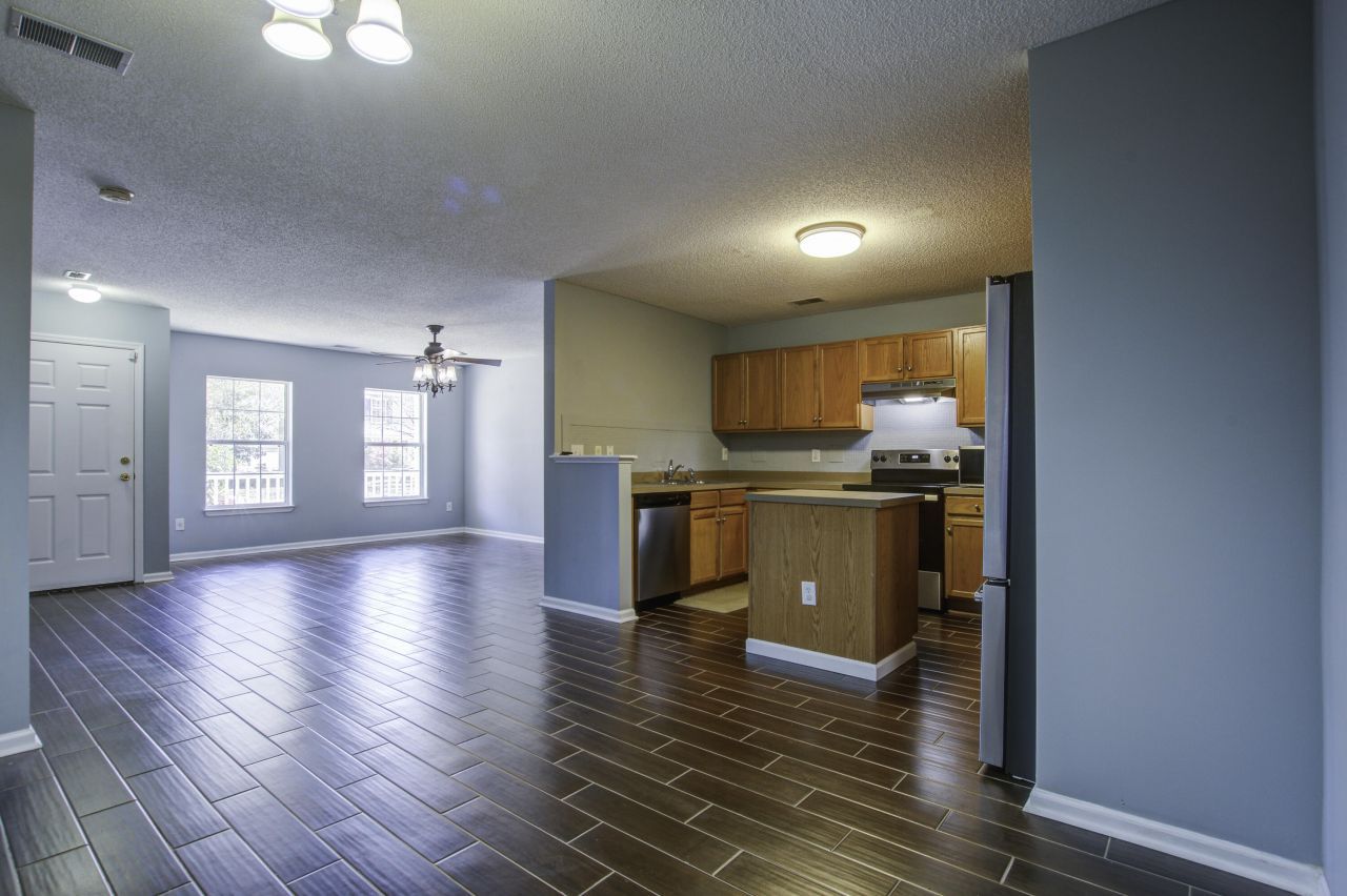 8637 Chloe Lane Photo 8