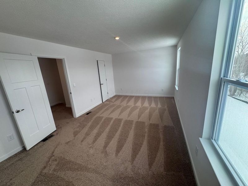 160 Dusky Willow Drive , Reynoldsburg, OH 43068 Photo 12