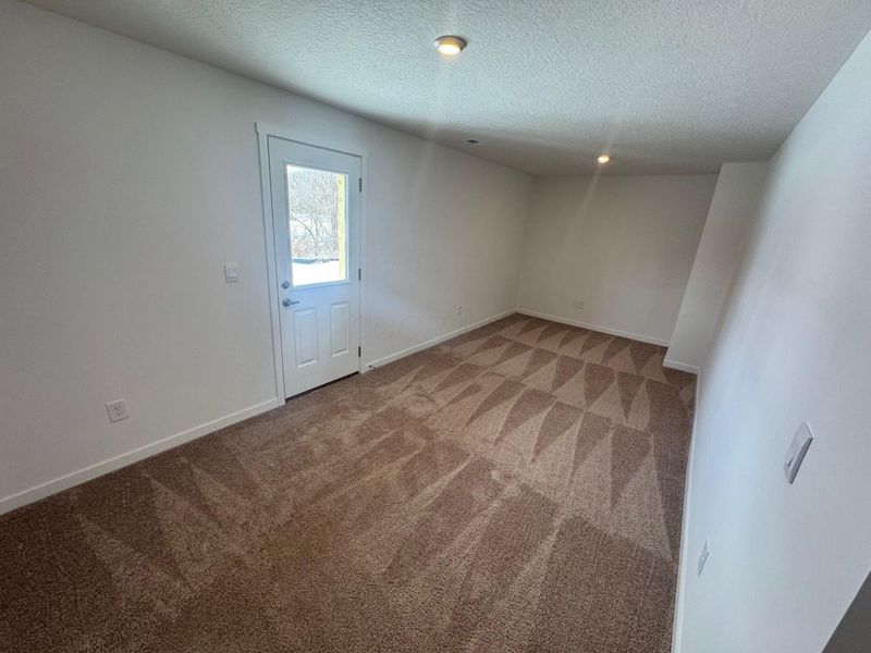 160 Dusky Willow Drive , Reynoldsburg, OH 43068 Photo 16