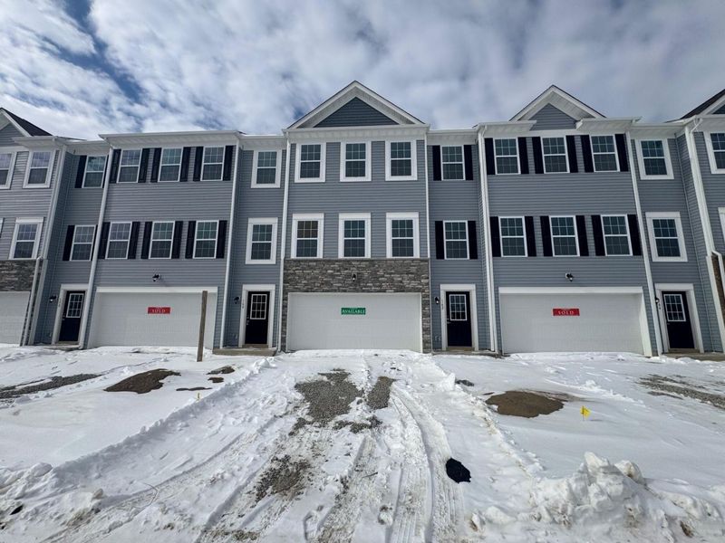 160 Dusky Willow Drive , Reynoldsburg, OH 43068 Photo 3