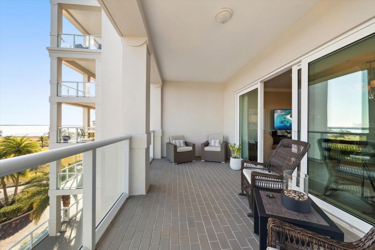 85 Belleview Boulevard, Unit 405, Belleair, FL 33756 Photo