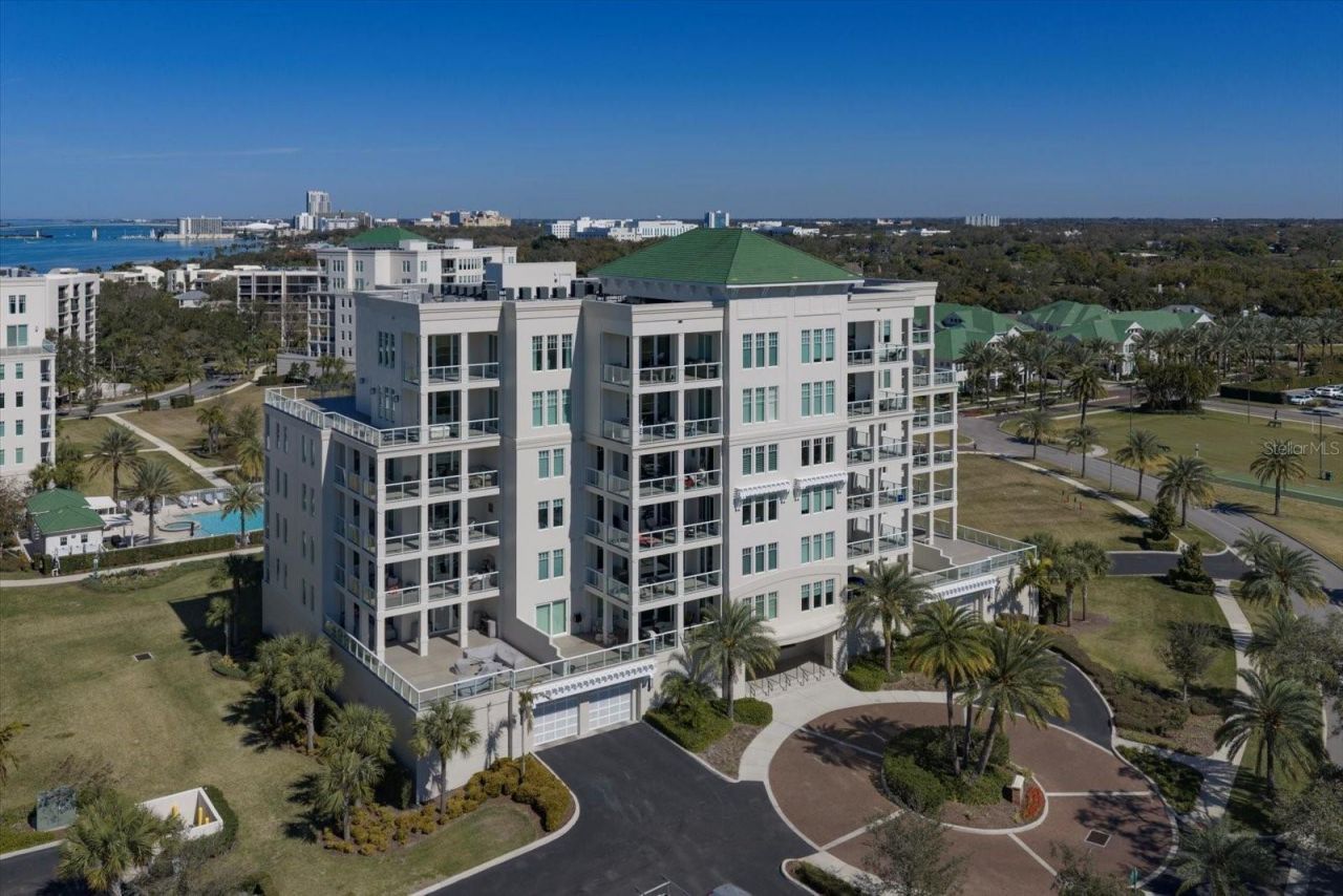 85 Belleview Boulevard, Unit 405, Belleair, FL 33756 Photo