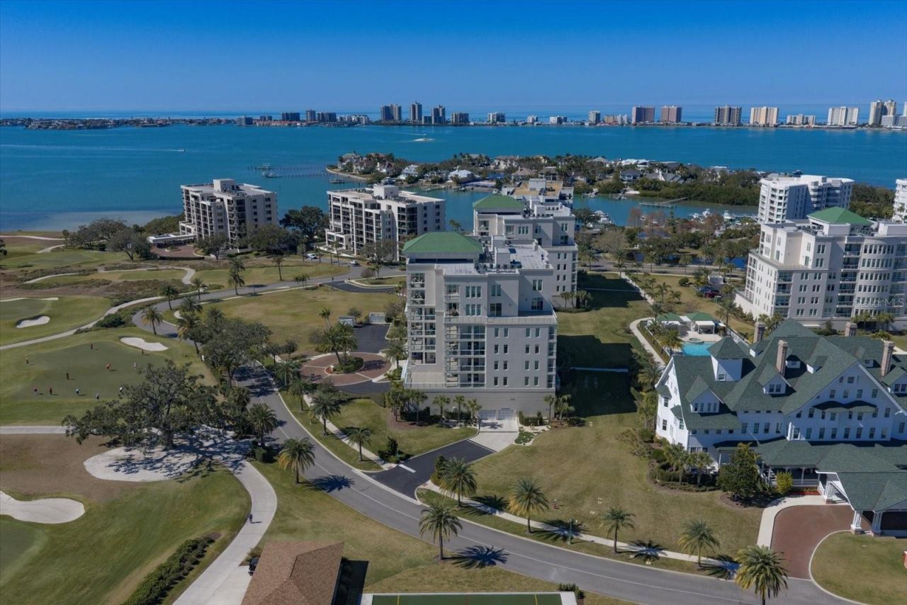 85 Belleview Boulevard, Unit 405, Belleair, FL 33756 Photo