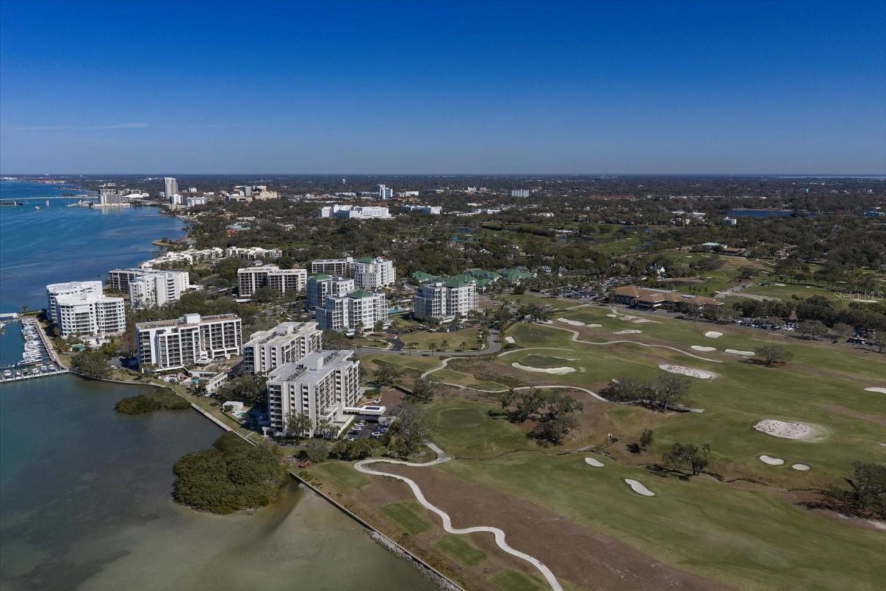 85 Belleview Boulevard, Unit 405, Belleair, FL 33756 Photo