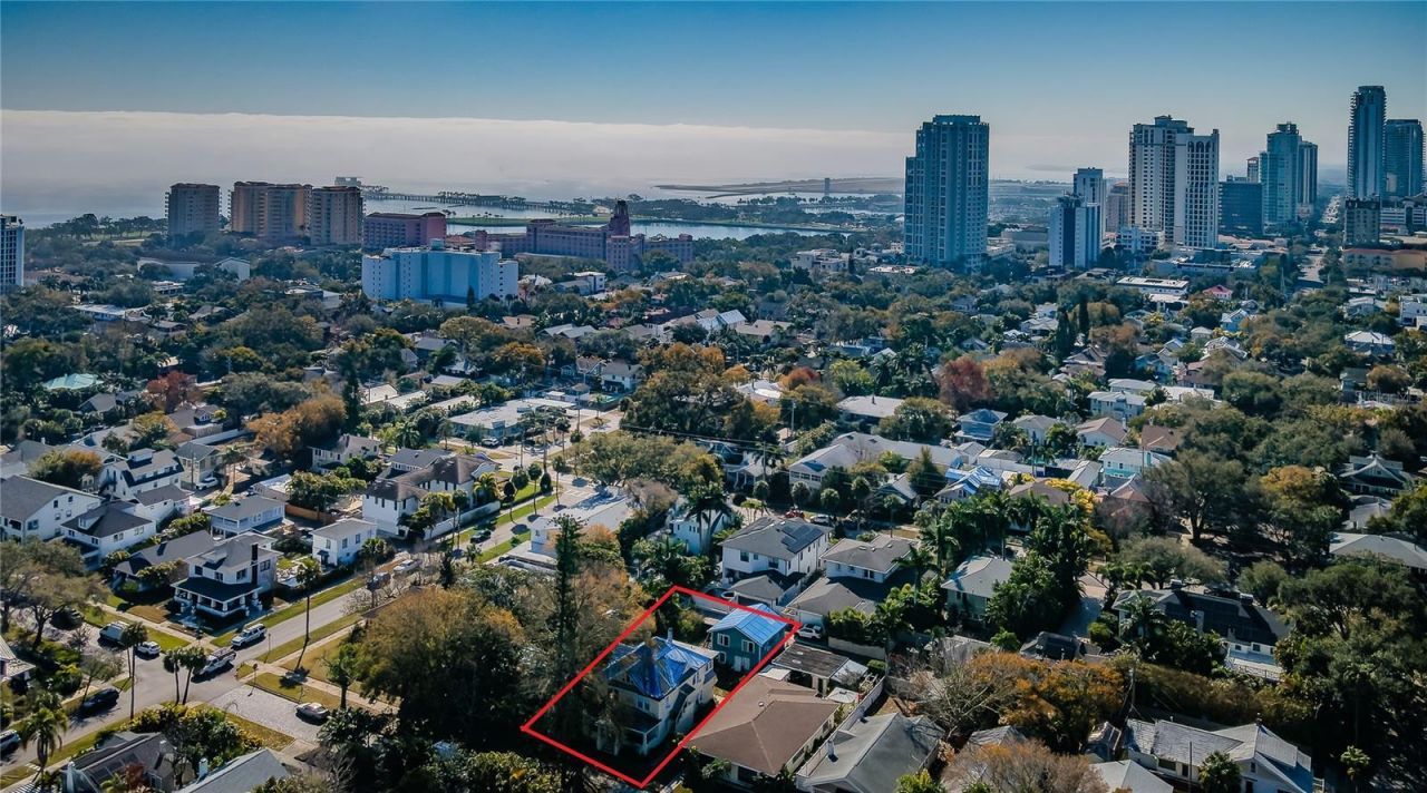 138 10th Avenue Ne, Saint Petersburg, FL 33701 Photo