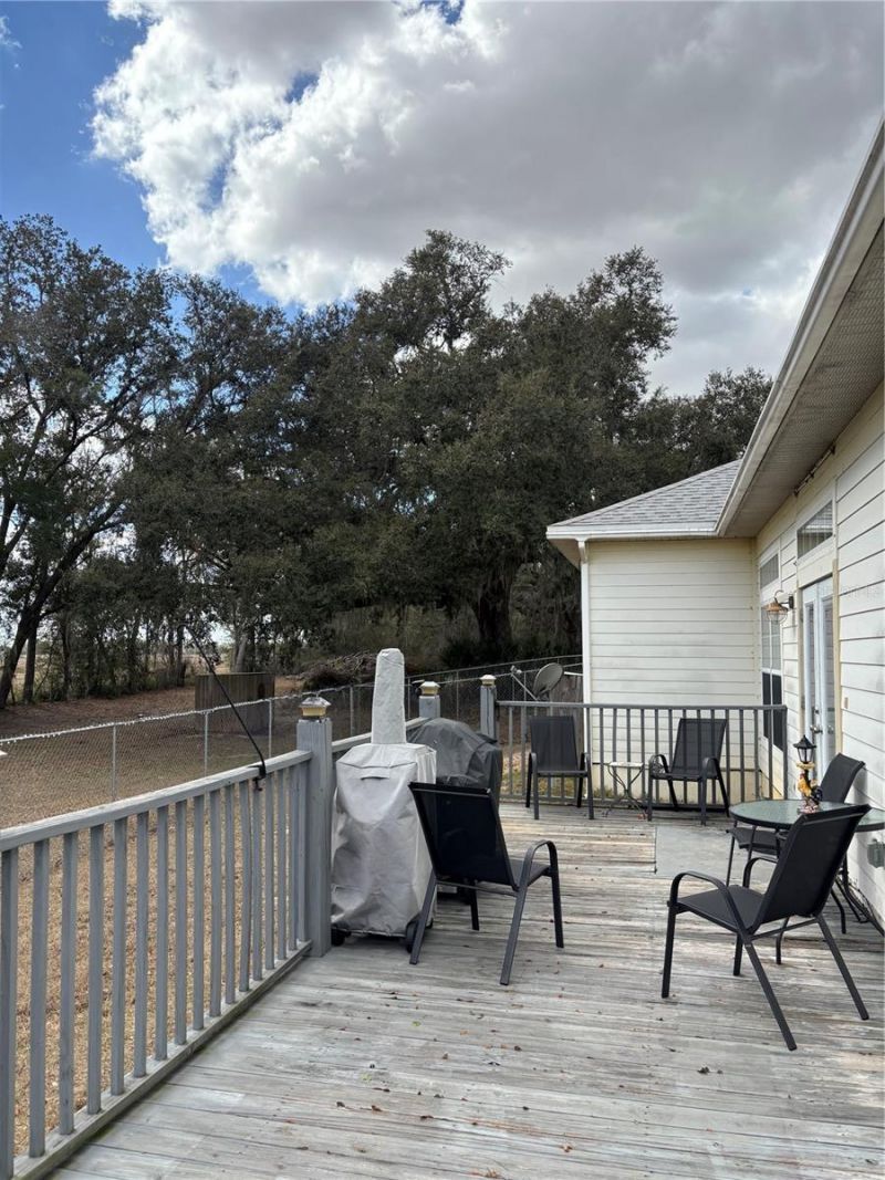 3689 SE 29th Boulevard, Sumterville, FL 33585 Photo